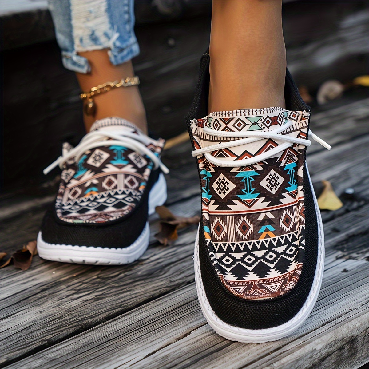 womens tribal print canvas shoes lightweight round toe low top sneakers casual outdoor walking flat shoes details 2