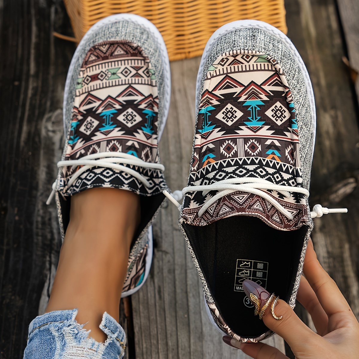 womens tribal print canvas shoes lightweight round toe low top sneakers casual outdoor walking flat shoes details 10