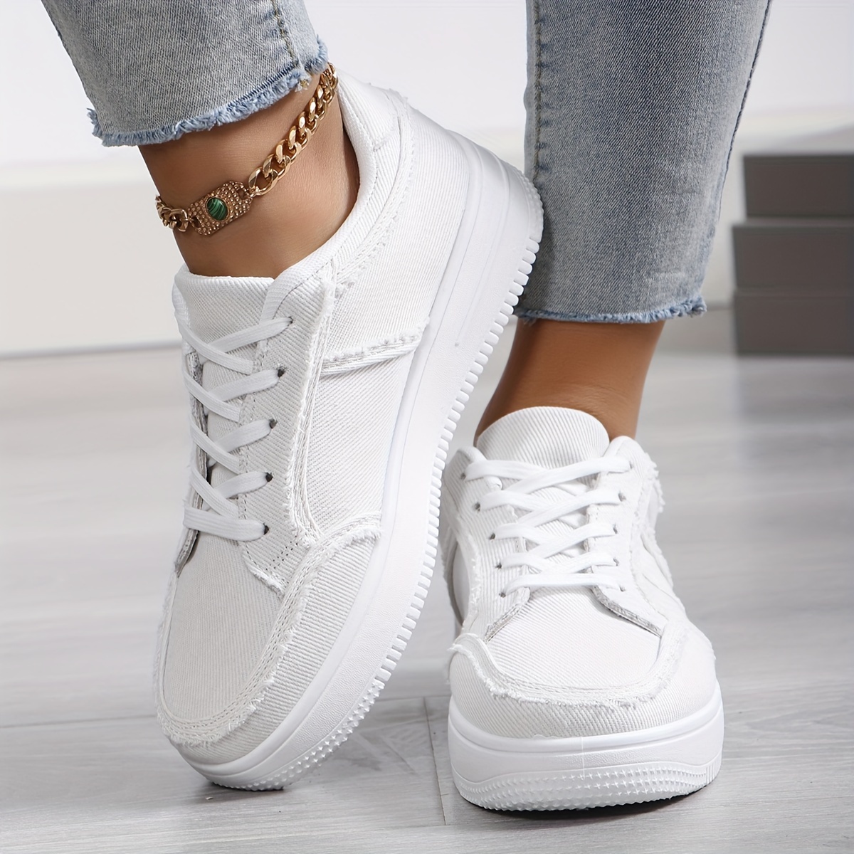 Women s Solid Color Casual Sneakers, Lace Up Lightweight Soft Sole Skate Shoes, Low-top Daily Canvas Shoes details 0