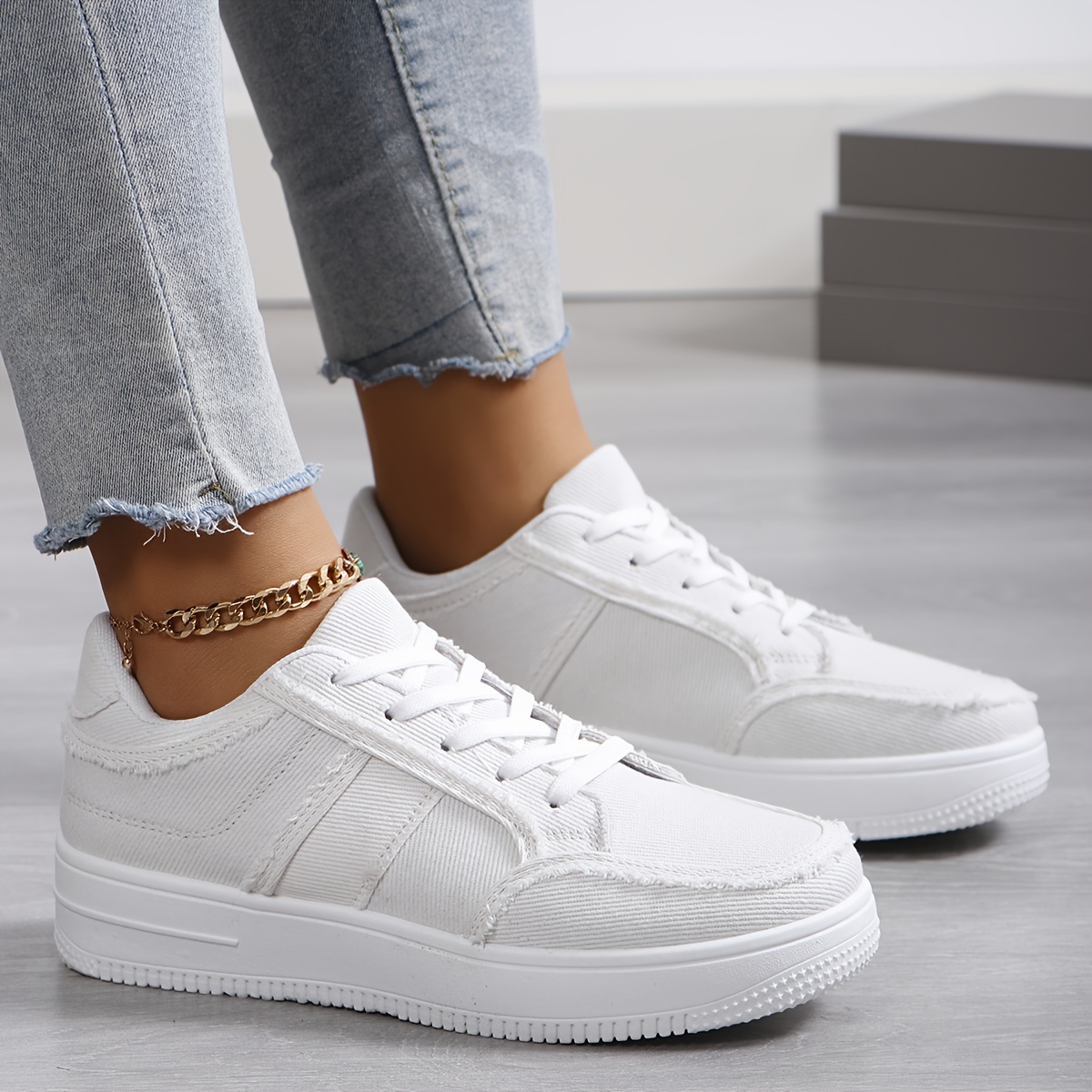 Women s Solid Color Casual Sneakers, Lace Up Lightweight Soft Sole Skate Shoes, Low-top Daily Canvas Shoes details 4